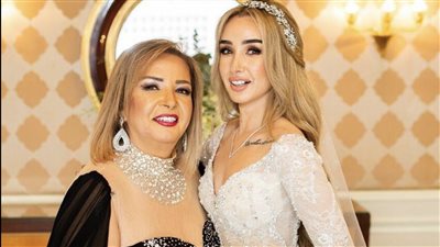 بعد انفصالها.. والدة هنا الزاهد تدعمها: 