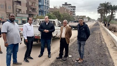 نائب محافظ الجيزة يتفقد مشروعات الخطة الاستثمارية للرصف والتشطيبات النهائية بالبدرشين