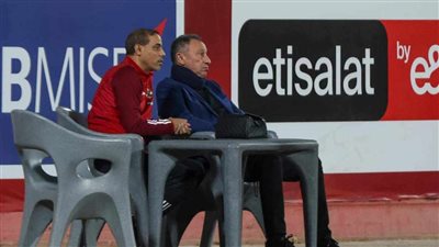 وليد الحديدي يكشف تفاصيل جلسة محمود الخطيب مع لاعبي الأهلي