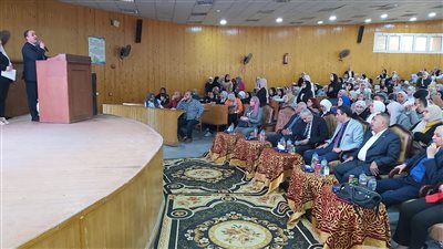 ندوة بكلية الآداب جامعة المنصورة بعنوان جيش مصر ٤٠٠٠ سنة نصر 