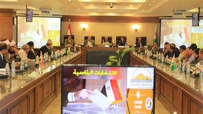 محافظ الجيزة يناقش الترتيبات النهائية استعدادًا لإجراء الانتخابات الرئاسية