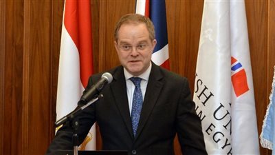 سفير بريطانيا بالقاهرة: مصر لعبت دورا حاسما باتفاق الهدنة الإنسانية في غزة