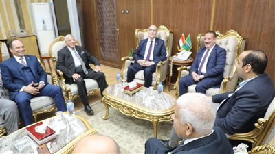 محافظ المنوفية يستقبل رئيس هيئة النيابة الإدارية لبحث سبل التعاون المشترك 