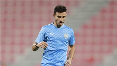 طرد حمدي فتحي أثناء مباراة الوكرة والعربي في دوري نجوم قطر