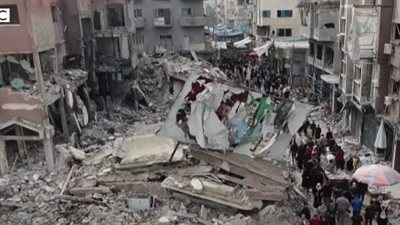 مشاهد جوية ترصد حركة المواطنين في غزة خلال ثاني أيام الهدنة