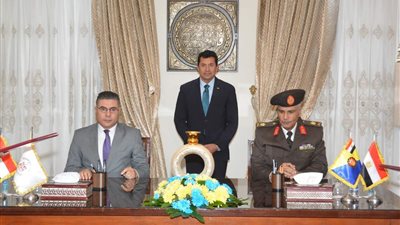  الكلية الفنية العسكرية توقع بروتوكول تعاون مع وزارة الشباب والرياضة