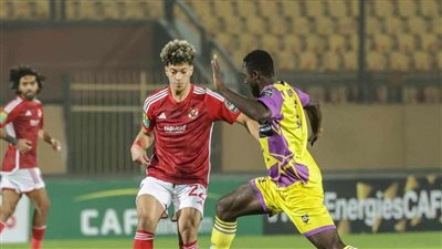 شاهد.. رقم جديد بطولة إمام عاشور مع الأهلي