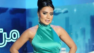 رانيا يوسف تطلق تصريحات مثيرة للجدل وتؤكد: مش همنع بنتي لو عايزة تعمل مساكنة قبل الجواز وعمري ما هتحجب