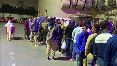 عاجل | لأول مرة.. طوابير السكر تظهر بالقاهرة (صور)