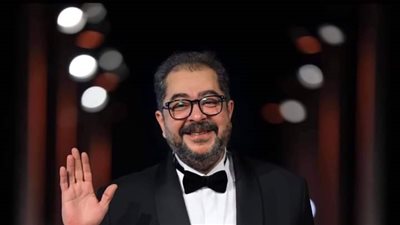 الفنان المحترم الراقي.. عمرو محمود ياسين يودع طارق عبد العزيز بهذه الكلمات 