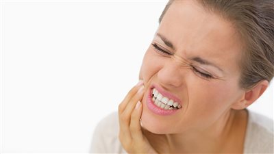 ألم الأسنان في الشتاء: الأسباب والوقاية والعلاج