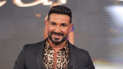 أحمد سعد يصل السعودية استعدادًا لحفل 