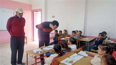 إحالة مدير ووكيل مدرسة للتحقيق وإلغاء تكليف آخر في دشنا لتلك الأسباب 