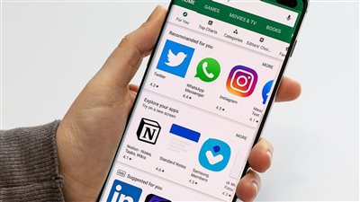 كيف تعرف أن هاتفك مخترق.. الفجر تنشر التفاصيل 