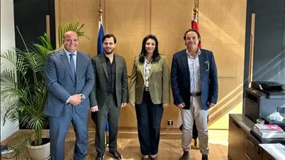 نائب وزير السياحة تعقد اجتماعًا مع ممثلي شركة طيران كويتية