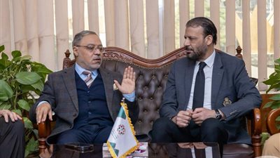 رئيس جامعة طنطا يستقبل أعضاء الحملة الانتخابية للمرشح الرئاسى عبد الفتاح السيسي (صور)