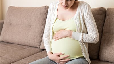 خطوة بخطوة.. علاج سريع لـ الإمساك عند الحامل