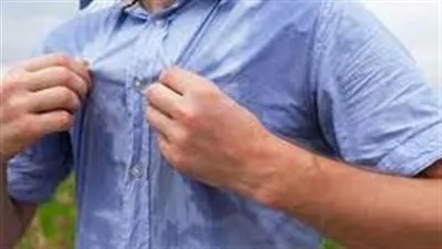 كيف يمكن علاج فرط التعرق؟.. الطب يجيبك بهذه الوسائل 
