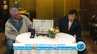 زاهي حواس يصف 