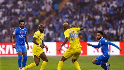 ضربة موجعة لـ النصر خلال ديربي الرياض أمام الهلال بدوري روشن