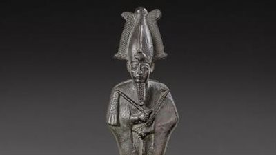 «بعد عرض آثارنا للبيع بلندن».. خبير عن الأسباب: الفتاوى المضللة وضعف الرقابة