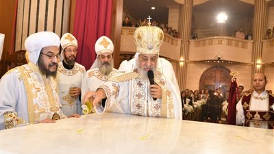 البابا تواضروس يدشن كنيسة 