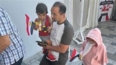 صور.. 8 مشاهد ترصد سيمفونية حب المصريين في الخارج لوطنهم