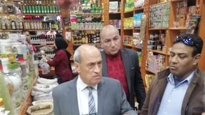 عاجل| خلال 48 ساعة.. حماية المستهلك يضبط كميات كبيرة من السلع تم حجبها عن الأسواق