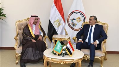 وزير الإنتاج الحربي يوقع مذكرة تفاهم مع الهيئة العامة للصناعات العسكرية السعودية