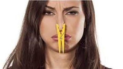 وصفات طبيعية لعلاج رائحة الشعر الكريهة بعد الاستحمام