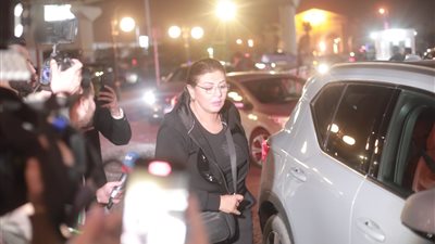 هالة صدقي وخالد زكي ومحمد الغيطي يشاركون في عزاء ناهد فريد شوقي (صور) 