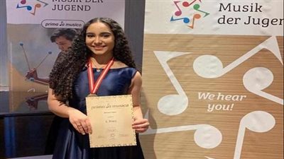 مطربة مصرية بالنمسا تحقق المركز الثاني في مسابقة عالمية ضخمة (صور)