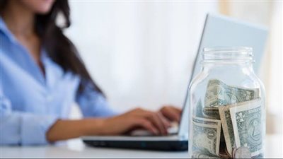10 طرق عملية لكسب المال عبر الإنترنت