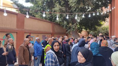 نساء شبرا مصر يتصدرن المشهد الانتخابي.. صور
