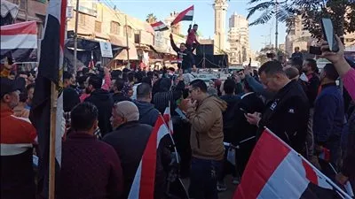 «آلاف المواطنين».. جماهير حاشدة أمام لجنة المعهد الديني في المحلة الكبرى 