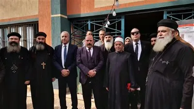 رئيس اللجنة العليا للانتخابات بديرب نجم يتفقد اللجان الانتخابية 