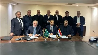 توقيع عقد خدمات المشاعر المقدسة لحجاج شركات السياحة للموسم الحالي