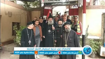 «بأعلام مصر وهتافات تحيا مصر».. رئيس الطائفة الإنجيلية بالمرج يدلي بصوته 