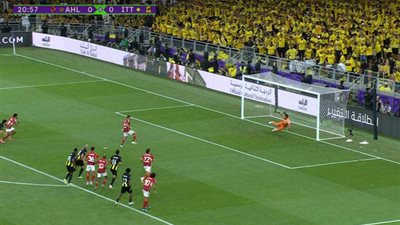 بهدف معلول وركلة جزاء بنزيما الضائعة.. الأهلي يتقدم على الاتحاد في كأس العالم للأندية