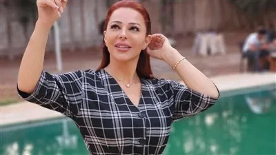 سوزان نجم الدين تعود إلى القاهرة لعيون 