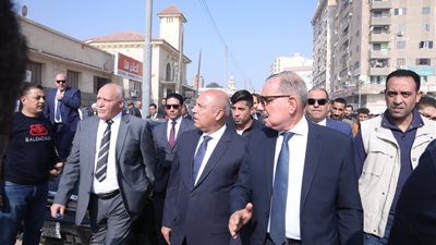 وزير النقل يوجه بتطوير محطة قطارات كفر الشيخ والمنطقة المحيطة بها
