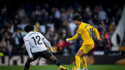 للمرة الثالثة تواليًا.. برشلونة يواصل السقوط ويتعثر أمام فالنسيا بالدوري الإسباني