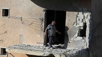 أضرار مادية جسيمة في استهداف الجيش الإسرائيلي منزلا في عمق الجنوب اللبناني