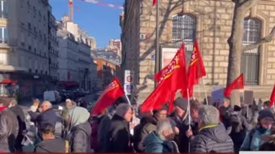 شاهد| مظاهرات في شوارع باريس للمطالبة بوقف فوري ودائم لإطلاق النار بغزة