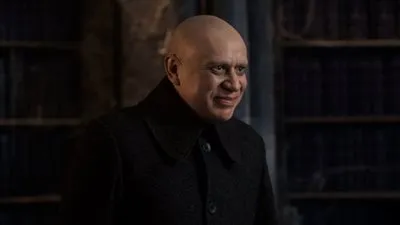 نتفليكس تعمل على طرح عمل درامي مشتق من مسلسل Wednesday