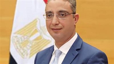 محافظ الفيوم يبحث مع وفد وزارة التضامن آليات تنفيذ برنامج 