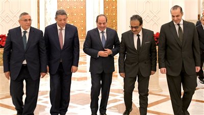 ماذا وراء استقبال السيسي للمرشحين الخاسرين في الانتخابات الرئاسية؟.. خبراء يكشفون لـ 