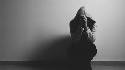 هل تعاني من الاكتئاب؟ خمسة خطوات للتغلب على الظلام واستعادة السعادة