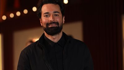 أحمد حاتم يتحدث عن أحدث أعماله وعلاقته بـ هنا الزاهد 