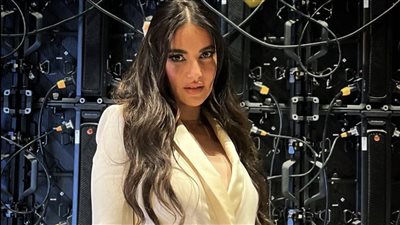 درة تخطف الأنظار بإطلالة كلاسيكية أنيقة في أحدث ظهور لها (صور)